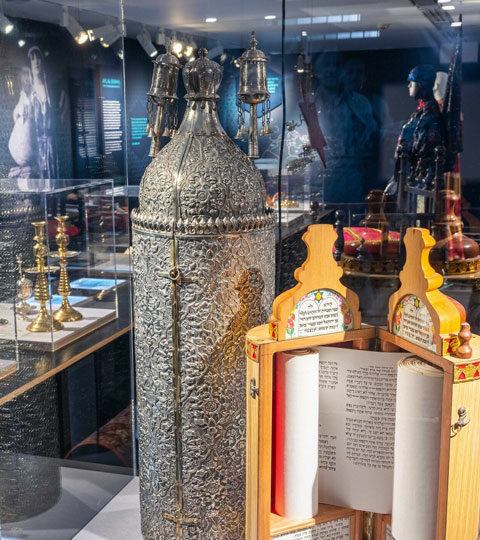Discover the Sydney Jewish Museum's Online Exhibits and Resources